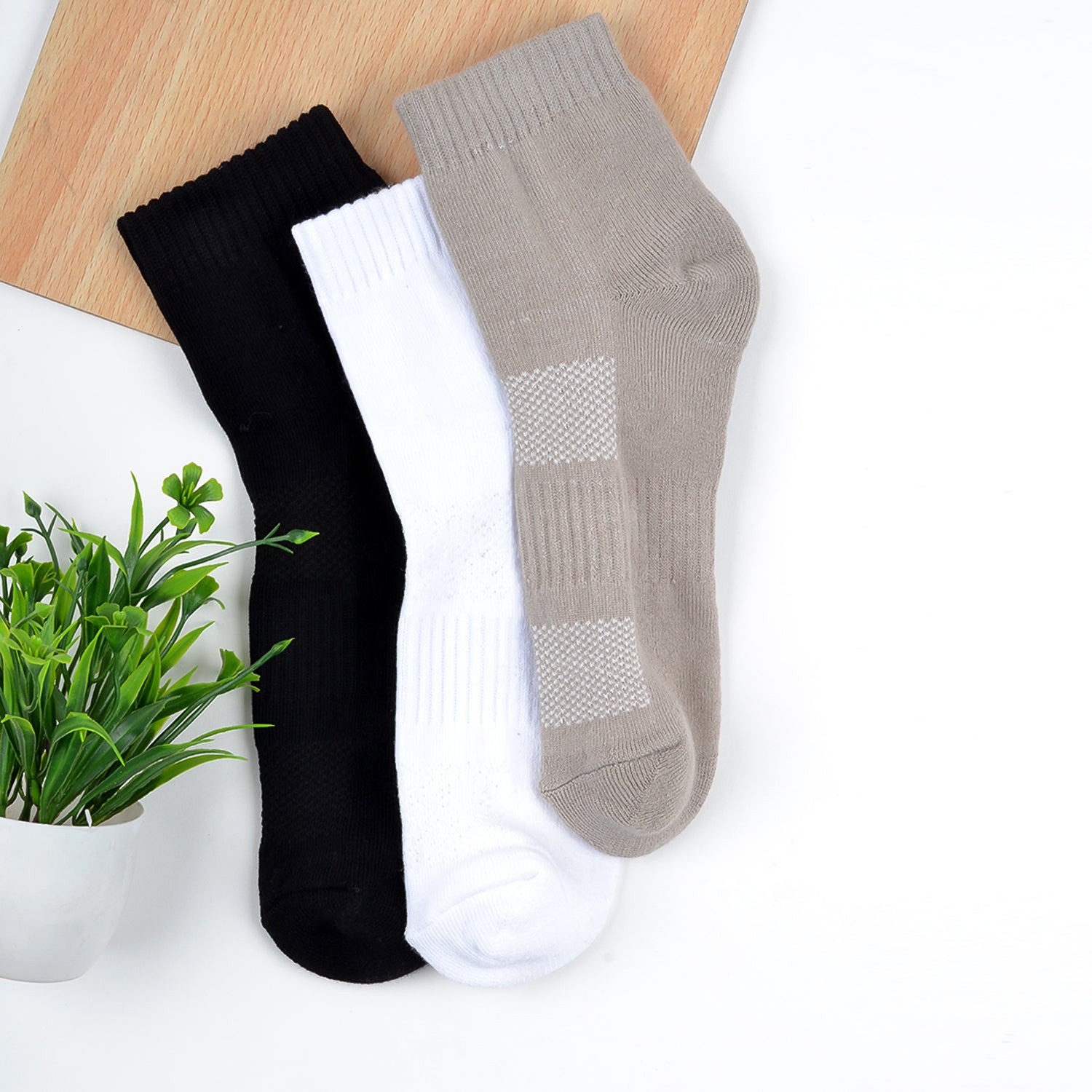 Solid Ankle-Length Socks