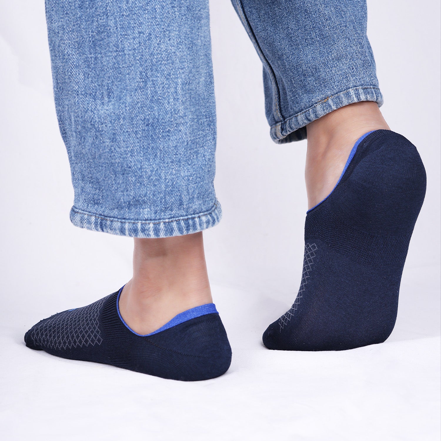 Organic Cotton Bamboo No-Show Socks | Anti Slip Silicon Grip | Unisex Casual Socks for Everyday Wear | Sweat Proof | Quick Dry | Pack of 1